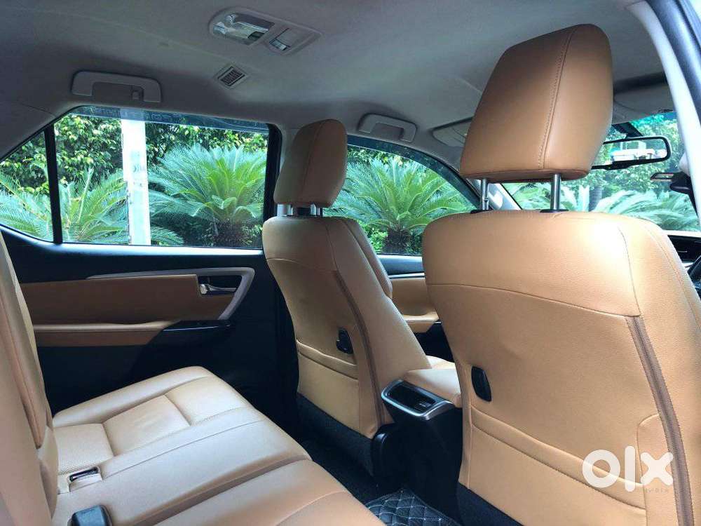 Toyota Fortuner 4x2 At 2.8 Diesel, 2021, Diesel