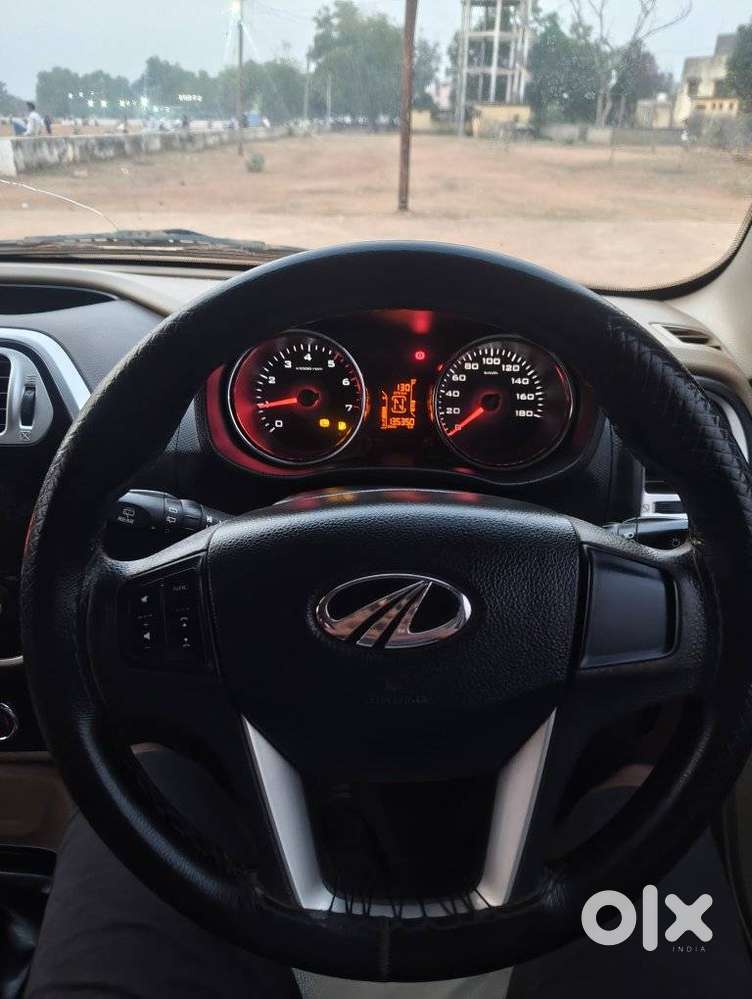 Mahindra Tuv 300 T8, 2018, Diesel