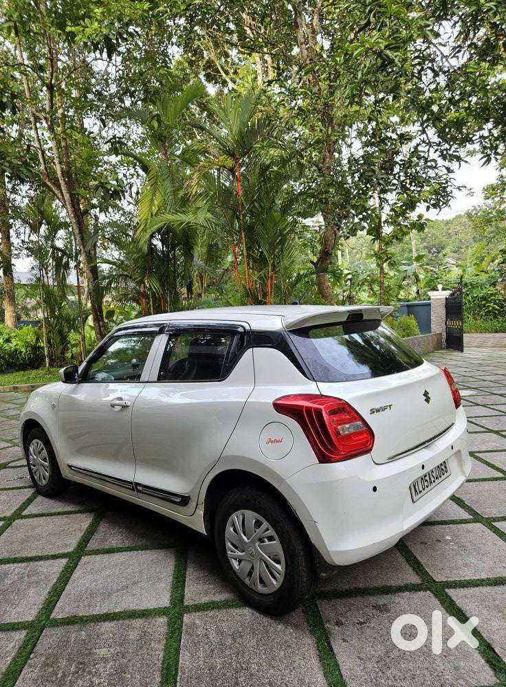 Maruti Suzuki Swift Lxi, 2018, Petrol