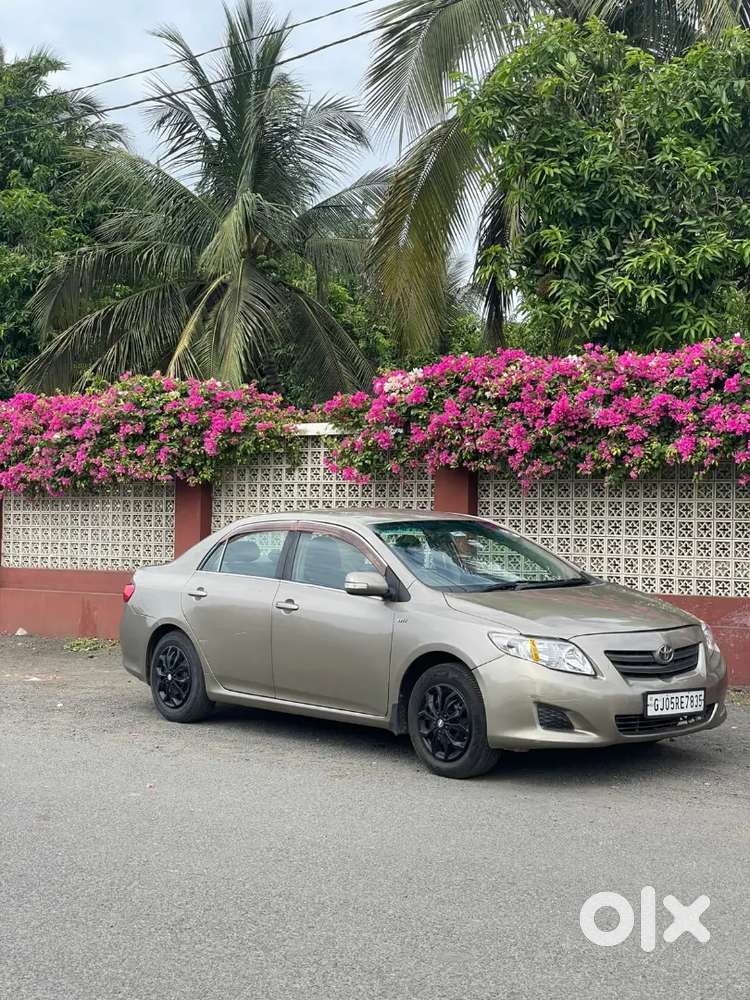 Toyota Corolla Altis 2010 Model Hybrid 2nd Owner