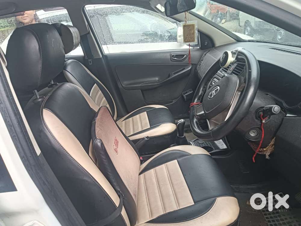 Tata Bolt Revotron Xe, 2017, Petrol