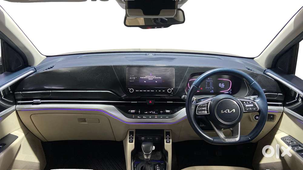 Kia Carens 1.4 Luxury Plus Dct 7 Str, 2022, Petrol