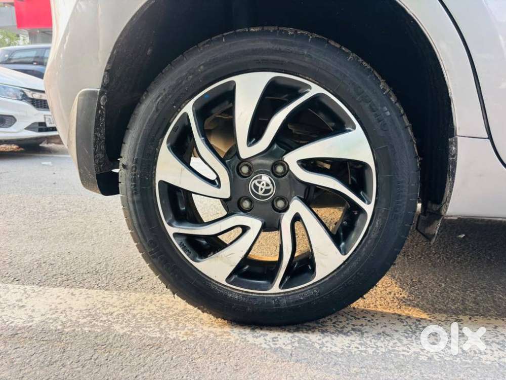 Toyota Glanza G Cvt, 2020, Petrol