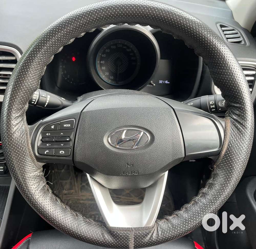 Hyundai Venue S 1.2 Petrol, 2020, Petrol
