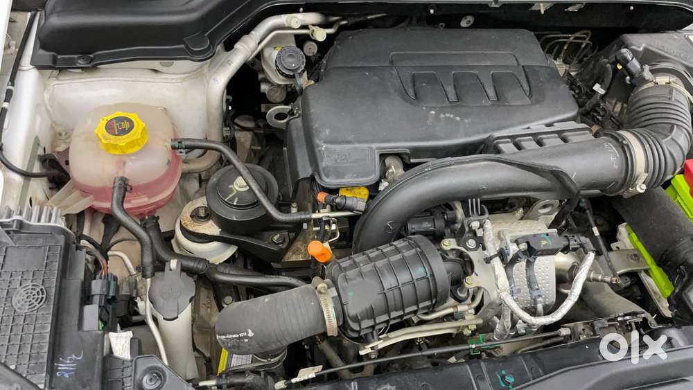 Mahindra Xuv 3xo Ax5l 1.2 Petrol At, 2024, Petrol