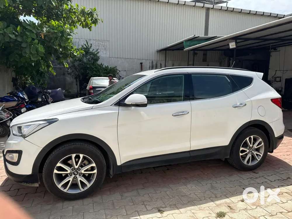 Hyundai New Santa Fe 2015 Diesel Well Maintained