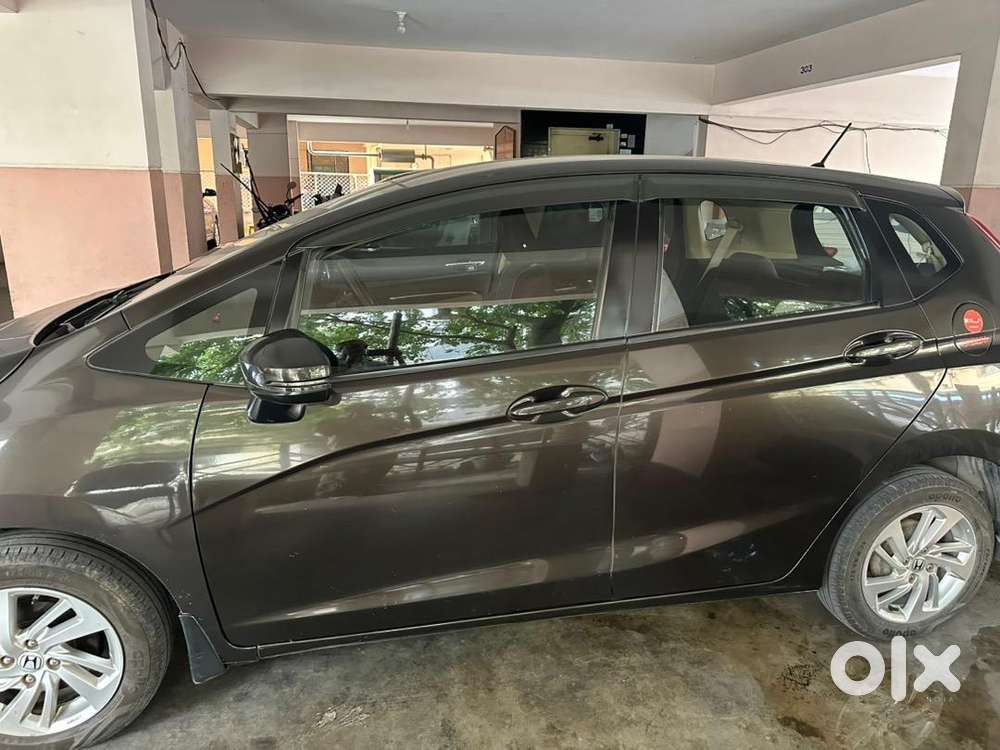 Honda Jazz Petrol Automatic 2017
