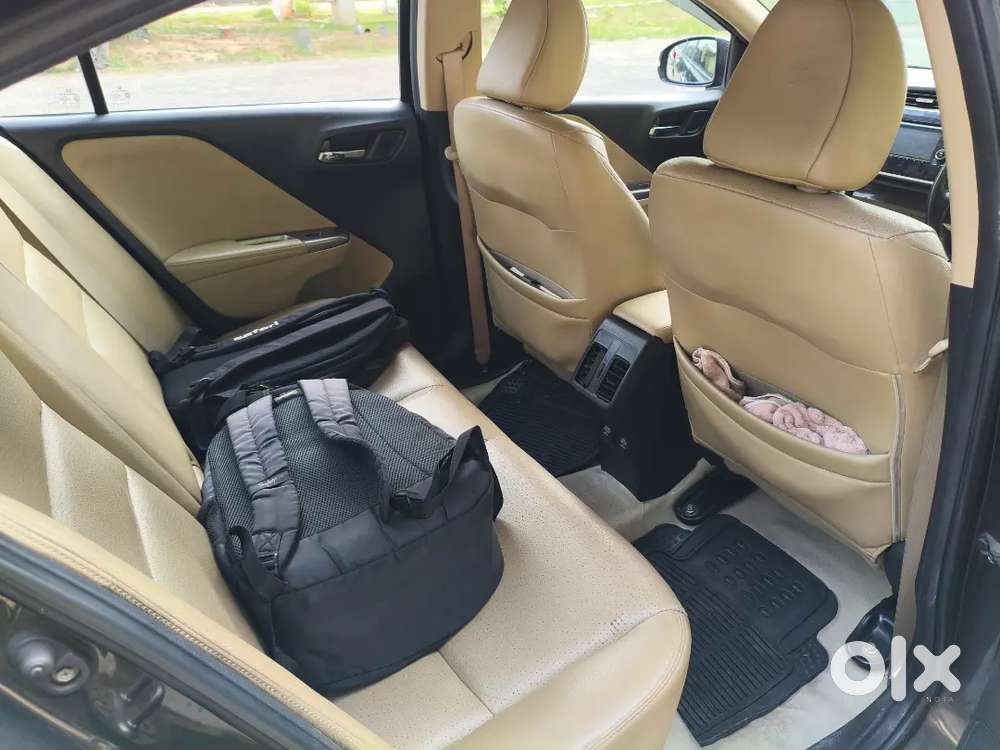 2015 Honda City Vx I-vtec  Top Model Automatic  48k Km  Petrol/cng