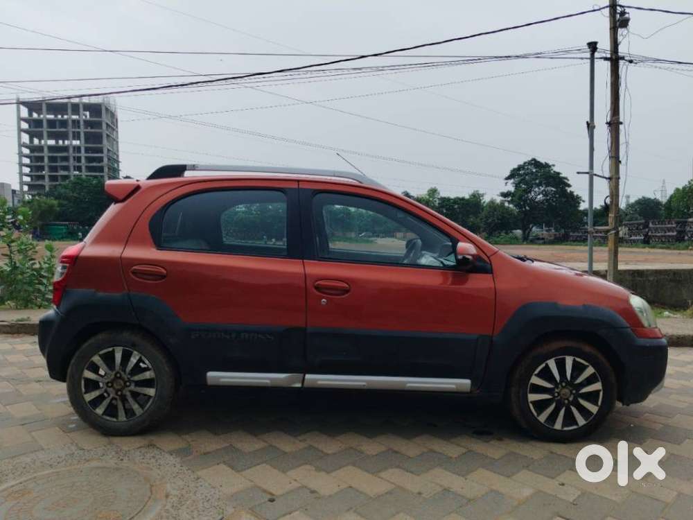 Toyota Etios Cross 1.2l G, 2015, Petrol