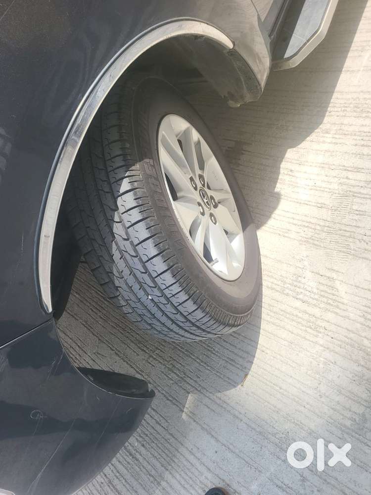Toyota Innova Crysta 2016 Diesel Manual