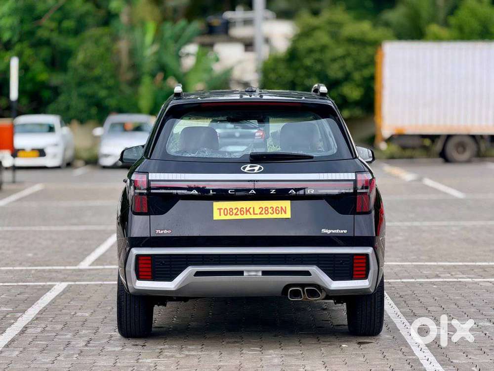Hyundai Alcazar 2.0 Signature (o) Petrol At 6 Str, 2024, Petrol
