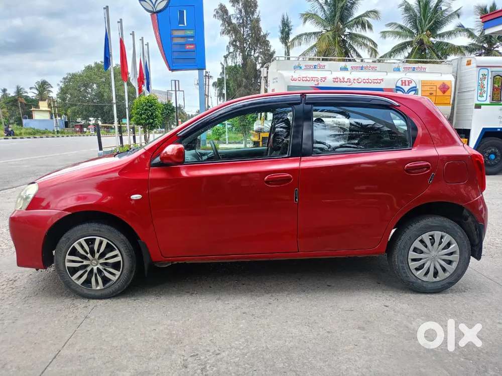 Toyota Etios Liva 2012