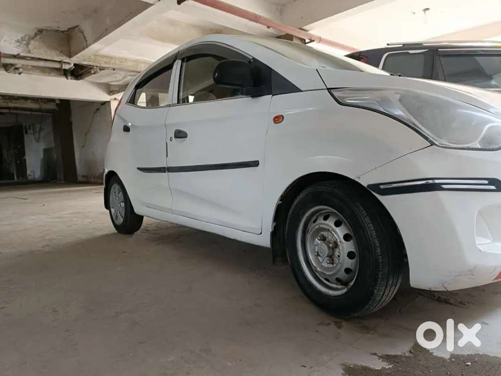 Hyundai Eon Era 2013 Petrol