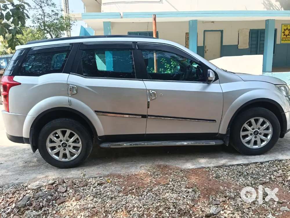 Mahindra Xuv500 2016 Top End Vehicle