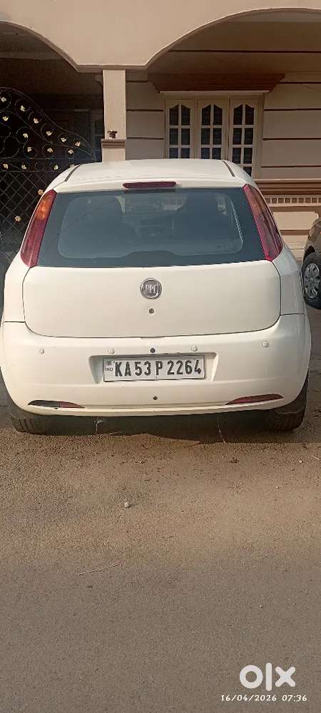 Fiat Grande Punto 2010 Diesel 82000 Km Driven