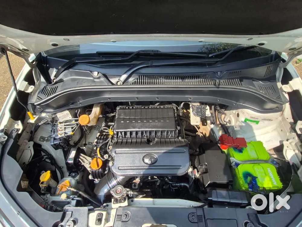 Ac, Power Steering, Power Window, Infortainment System, Reverse Ca