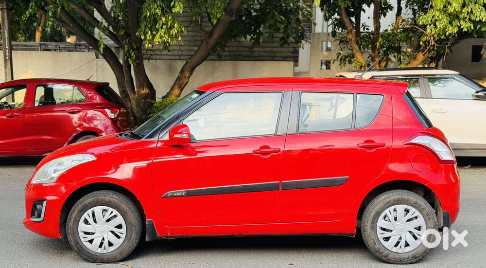 Maruti Suzuki Swift Vxi With Abs, 2017, Petrol