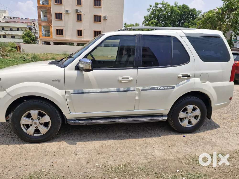 Tata Safari Storme 2016 Diesel Well Maintained