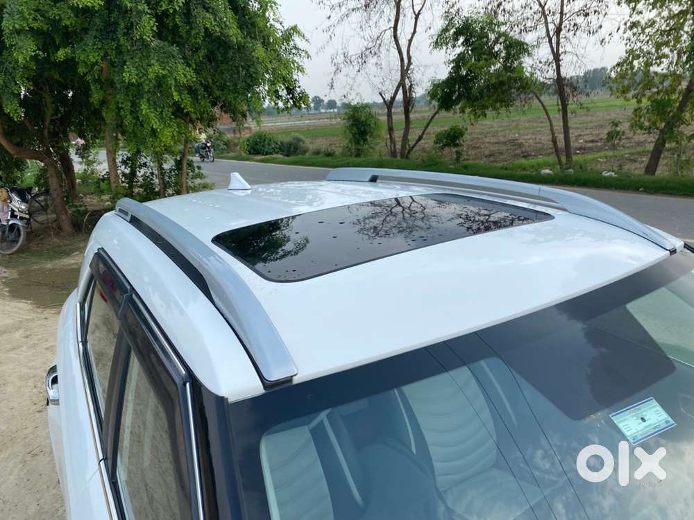 Hyundai Venue 2023 Petrol Well Maintained