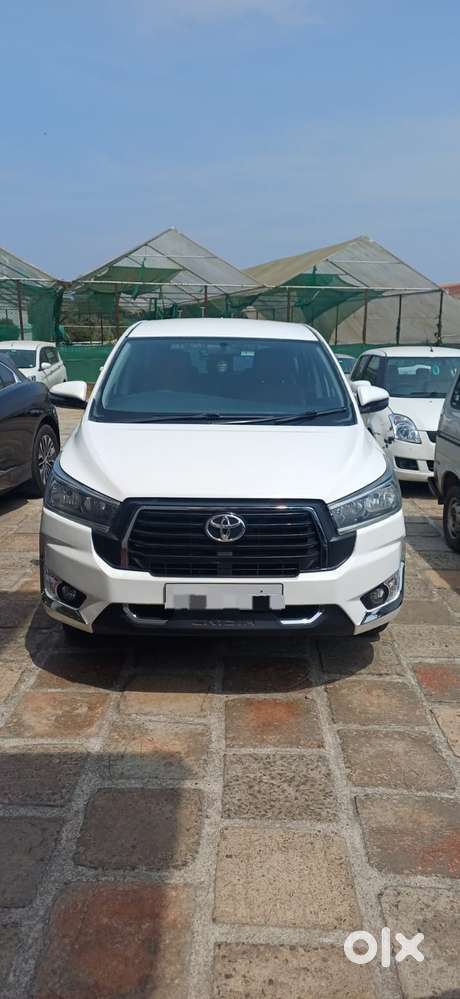 Toyota Innova Crysta 2.4 G Mt, 2017, Diesel
