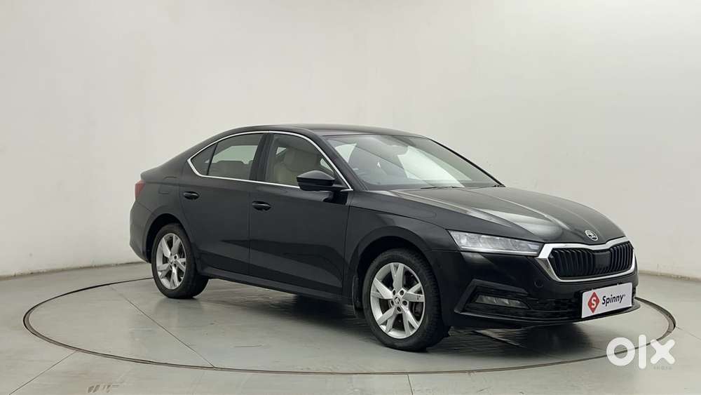 Skoda Octavia 2.0 Style Tsi At, 2023, Petrol