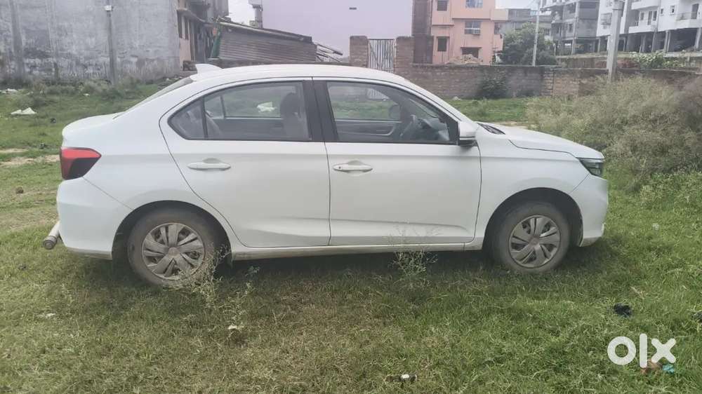 Honda Amaze 2024 Petrol  Manual