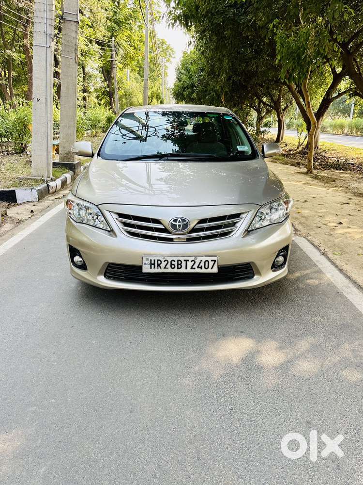 Toyota Corolla Altis 1.8 Sportz, 2012, Petrol