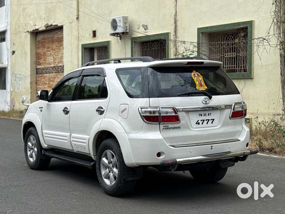 Toyota Fortuner 3.0 4x4 Manual, 2011, Diesel