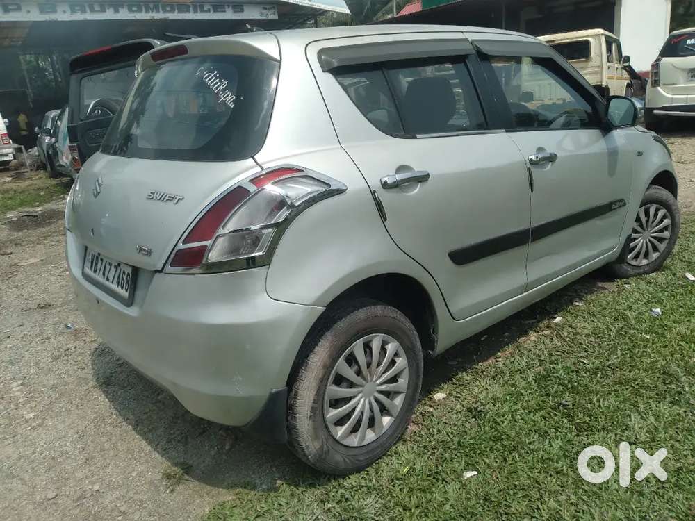 Maruti Suzuki Swift 2012