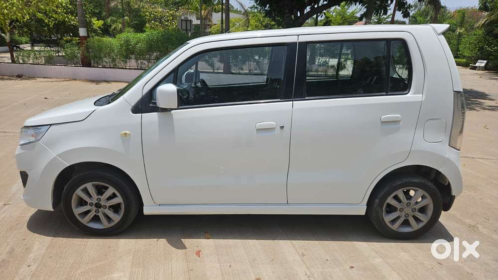 Maruti Suzuki Stingray Vxi Optional, 2014, Petrol