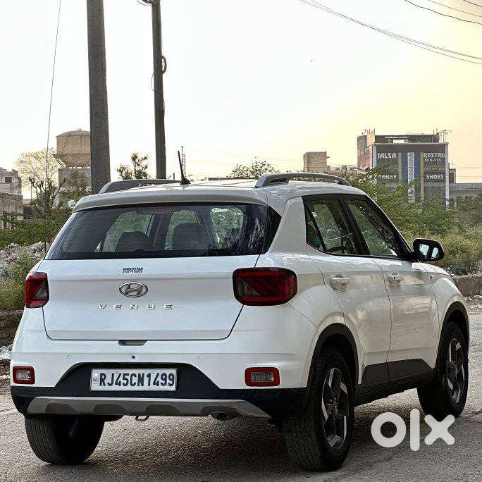 Hyundai Venue S 1.2 Petrol, 2021, Petrol