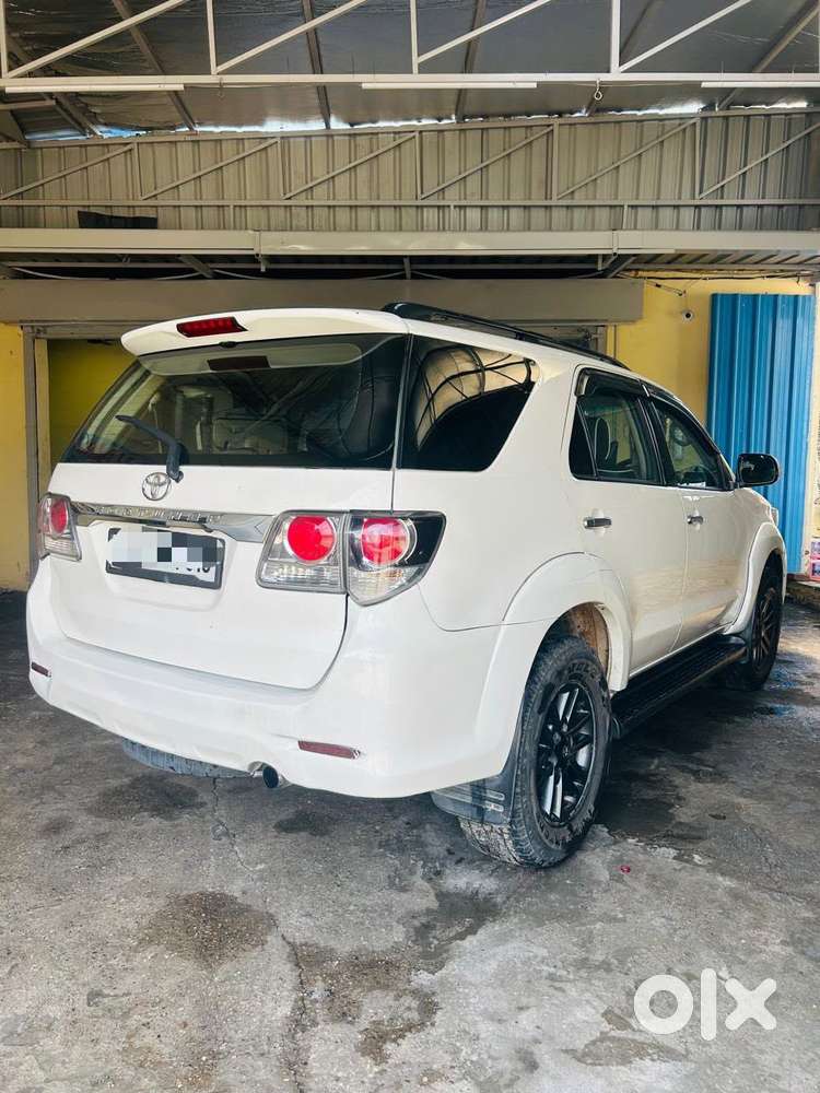 Toyota Fortuner 3.0 4x4 Limited Edition Mt, 2014, Diesel
