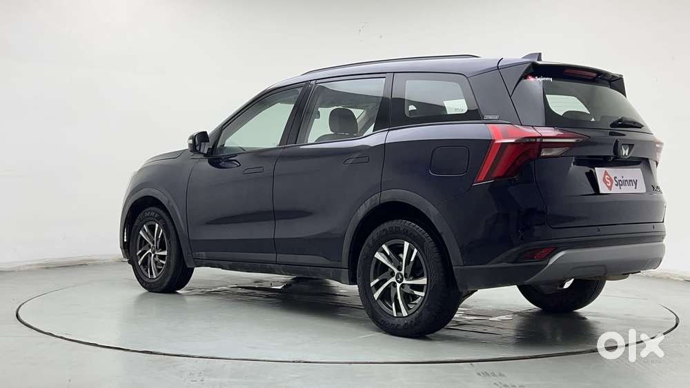 Mahindra Xuv700 2.0 Ax 5 Petrol Mt 7 Str, 2024, Petrol
