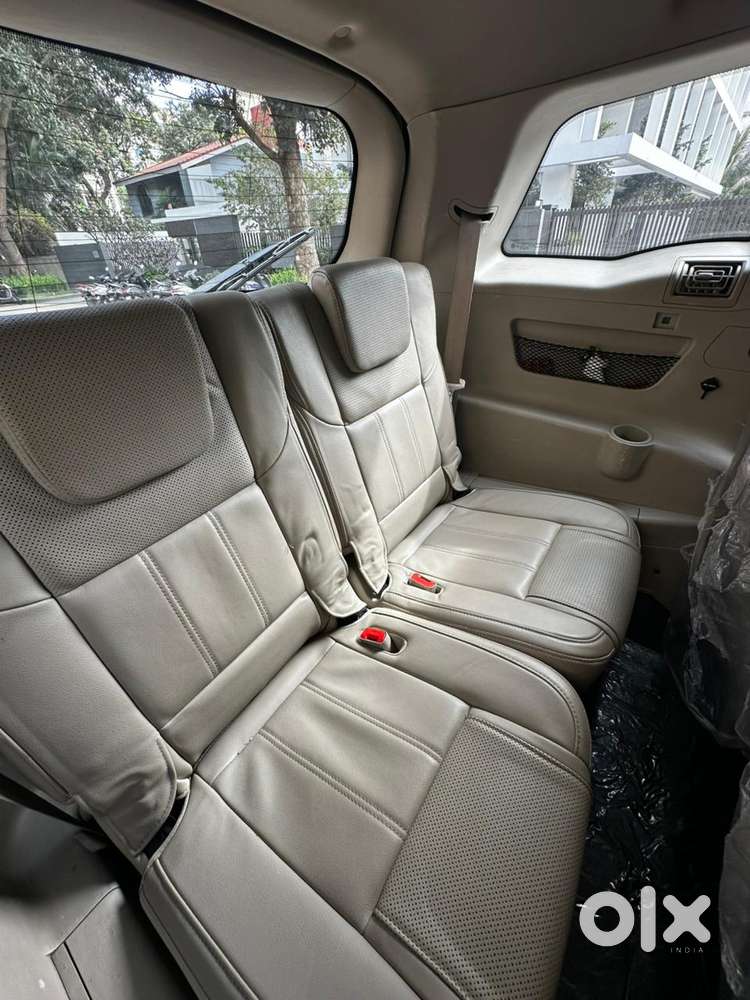 Mahindra Xuv500 At W10 Fwd, 2016, Diesel