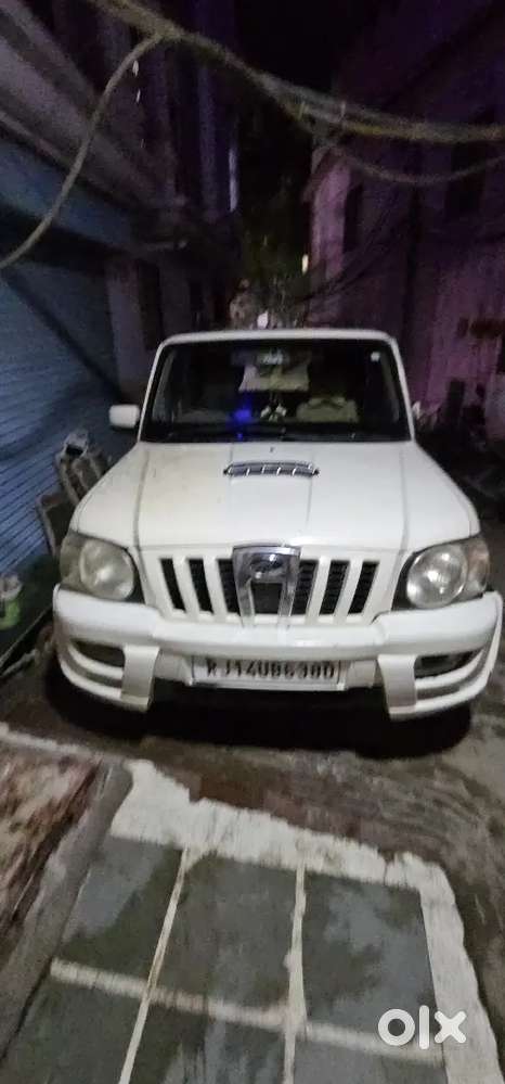 Scorpio M Hawk
