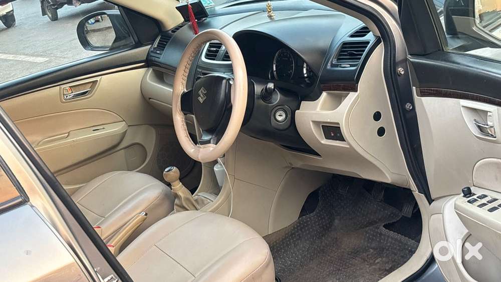Maruti Suzuki Dzire 1.2 Vxi, 2013, Petrol