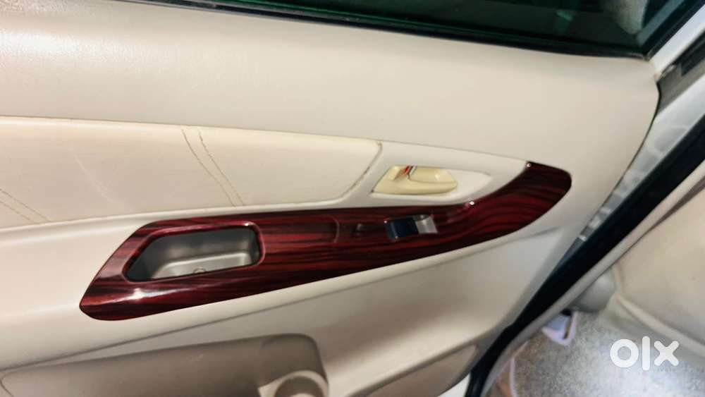 Toyota Innova 2012 Diesel Well Maintained
