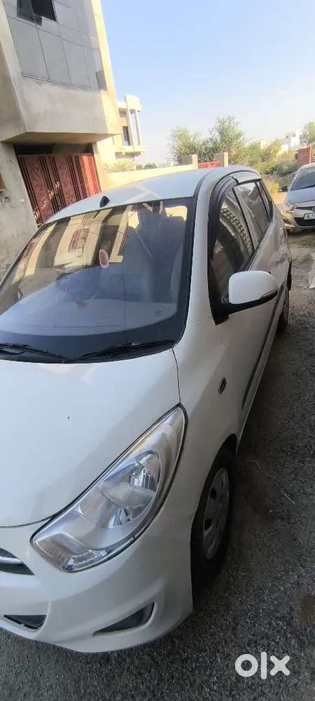 Hyundai I10 Sportz 2012 Mopdel