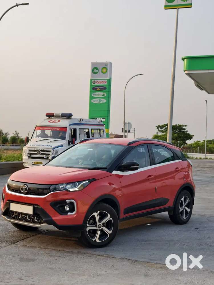 Tata Nexon Xza+ Diesel Automatic