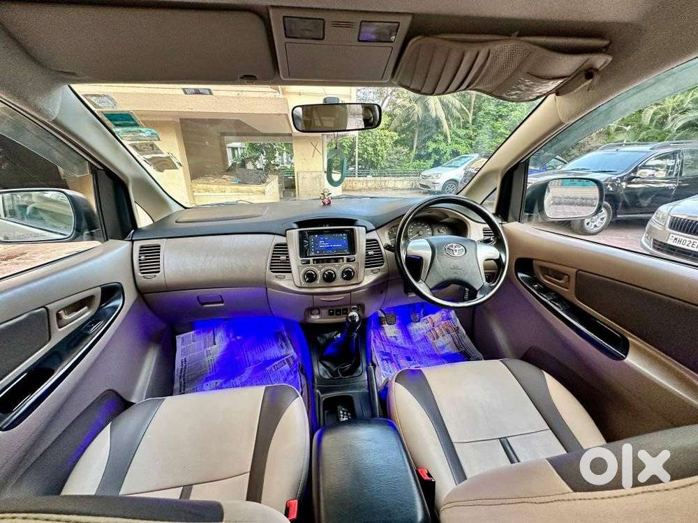 Toyota Innova 2.5 G (diesel) 8 Seater, 2015, Diesel