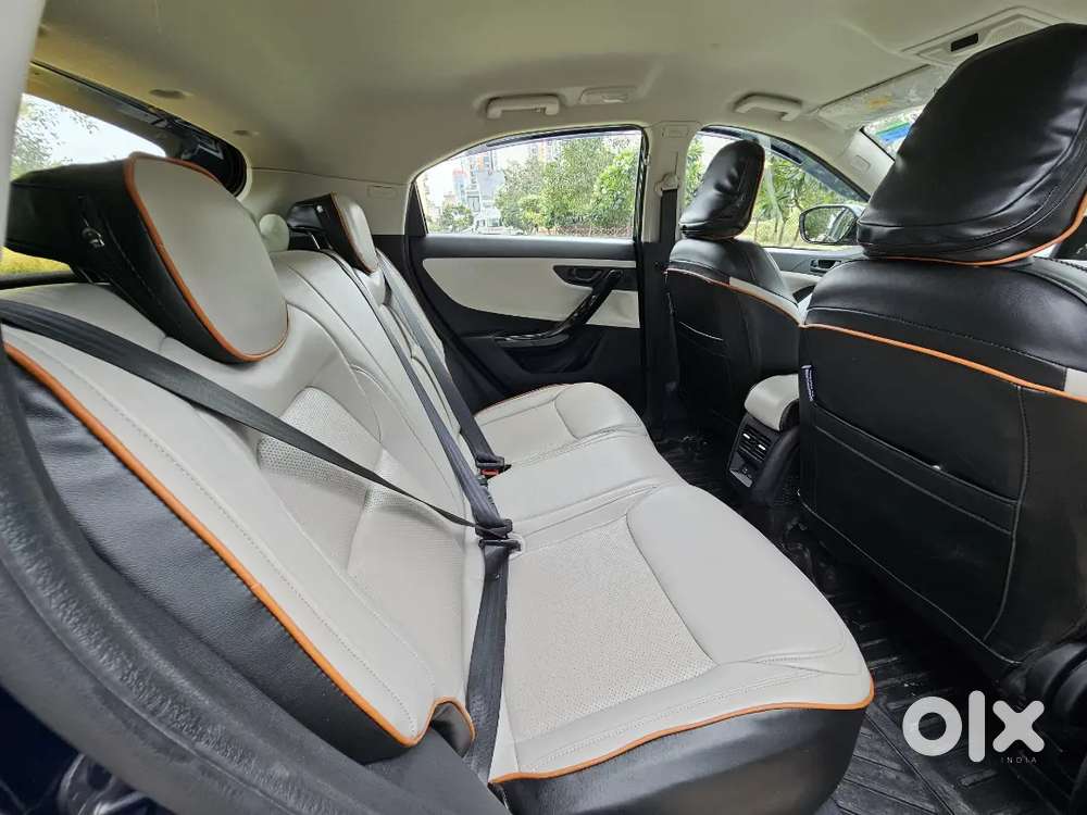 Tata Curvv 2025 Petrol Well Maintained