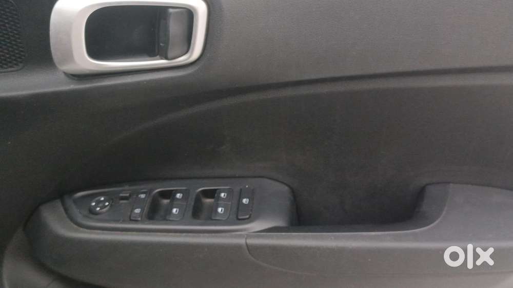 Hyundai Venue S, 2021, Petrol