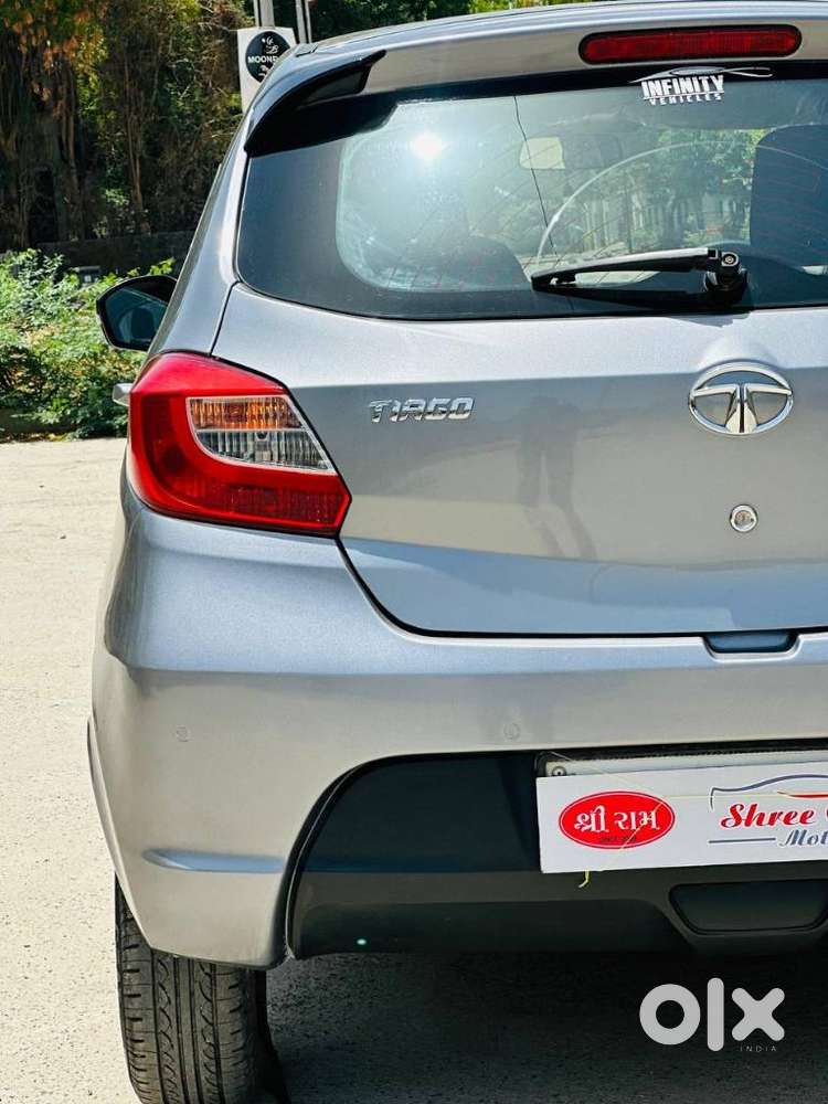 Tata Tiago 1.2 Revotron Xza, 2019, Petrol