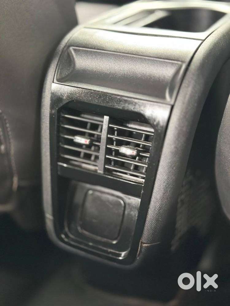 Tata Nexon, 2023, Petrol