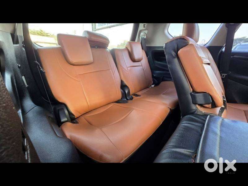 Toyota Innova Crysta 2.4 V 7 Str, 2016, Diesel