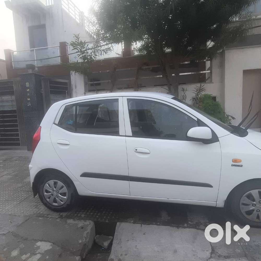 I 10 2012 Model Magna