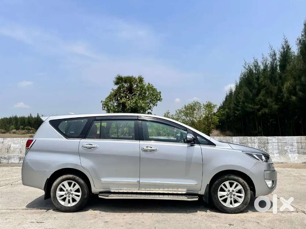 Toyota Innova Crysta 2018 Diesel 121000 Km Driven