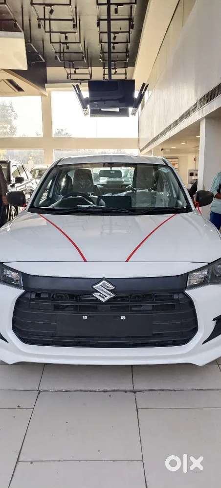 Maruti Suzuki Swift Dzire Tour 2025 Cng & Hybrids 12000 Km Driven