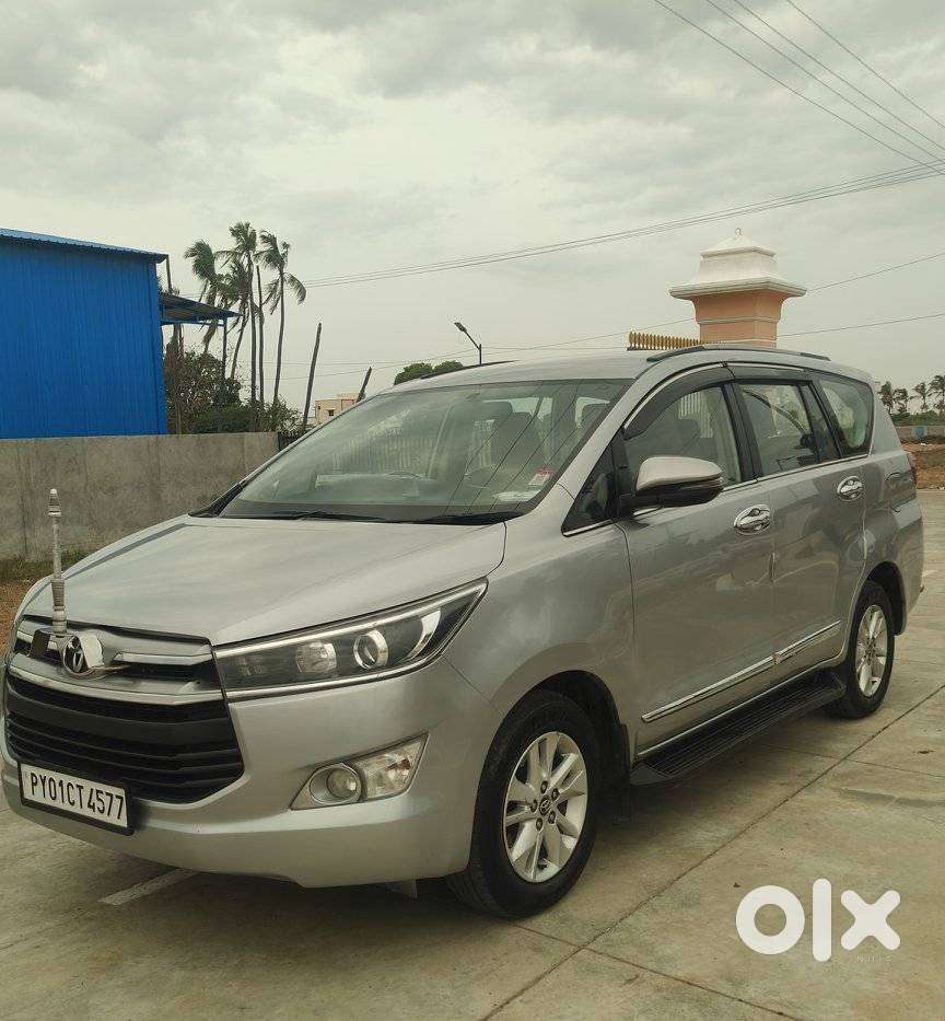 Toyota Innova Crysta 2.4 V 8 Str, 2018