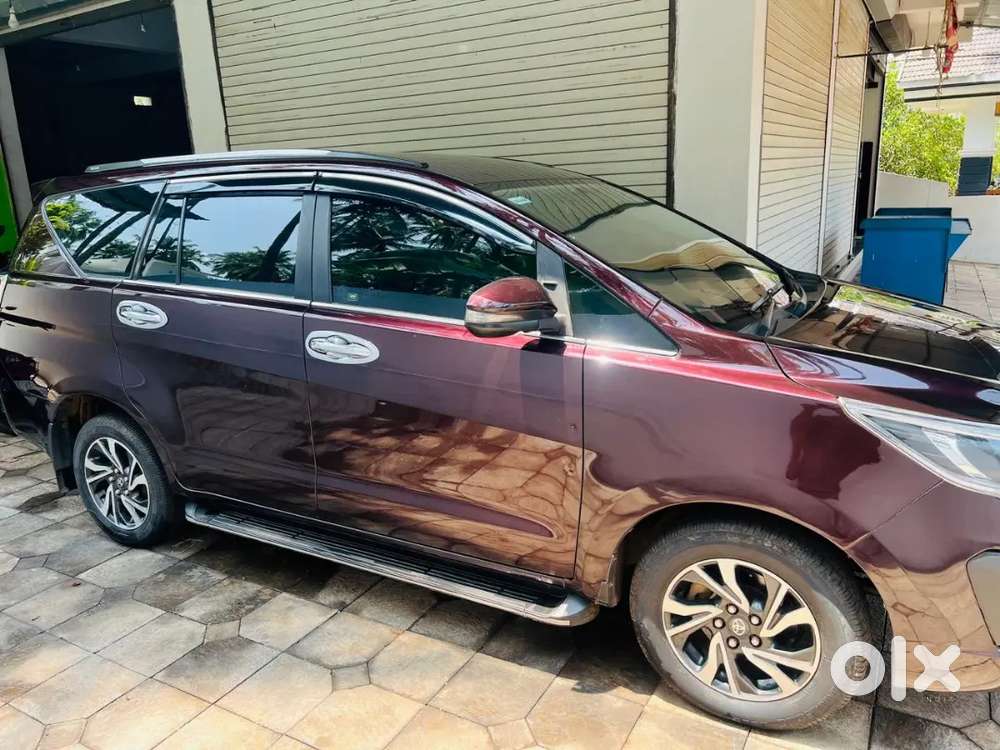 Toyota Innova Crysta 2021